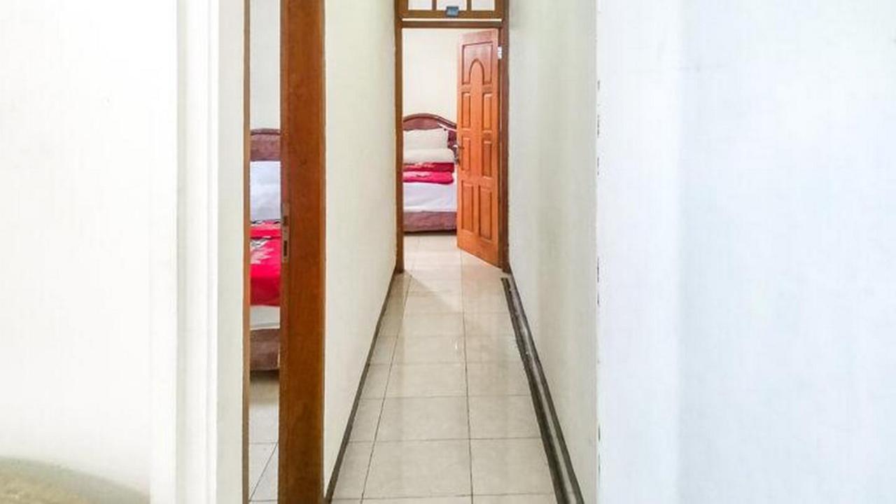 Villa Al Barokah Syariah Family Mitra Reddoorz Near Sarangan Lake Exterior photo